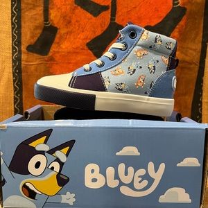 Bluey & Bingo Hi Sneaker with side Zipper Blue Light Blue NWT Keepy Uppy Size 8